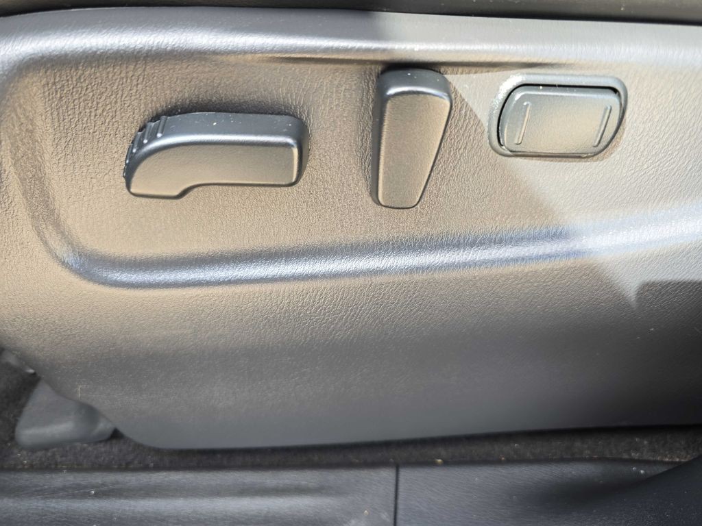 2018 Nissan Armada Image 45