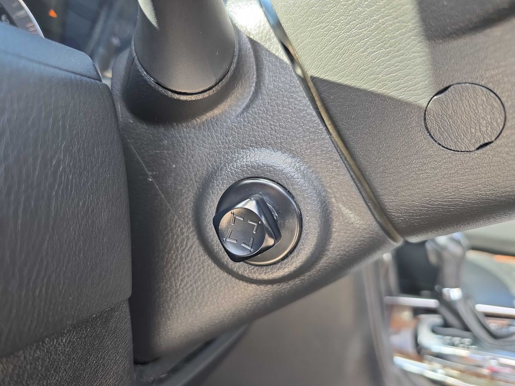 2018 Nissan Armada Image 47
