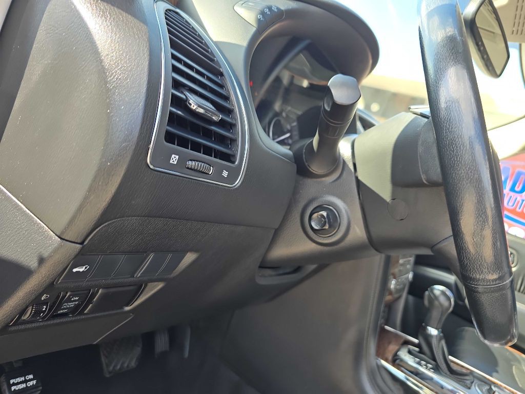 2018 Nissan Armada Image 48