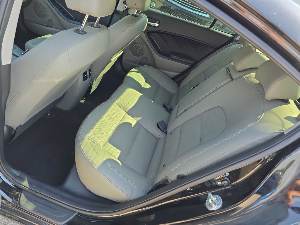 2015 Kia Forte Image 21