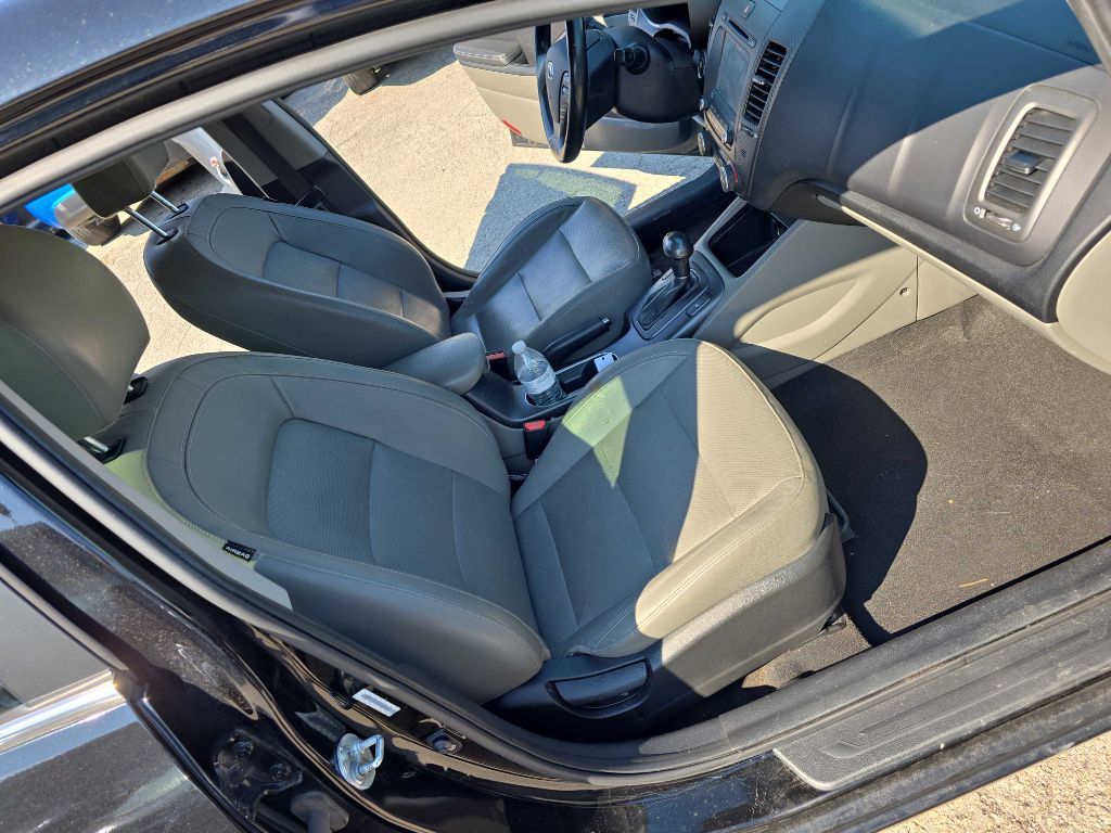 2015 Kia Forte Image 23