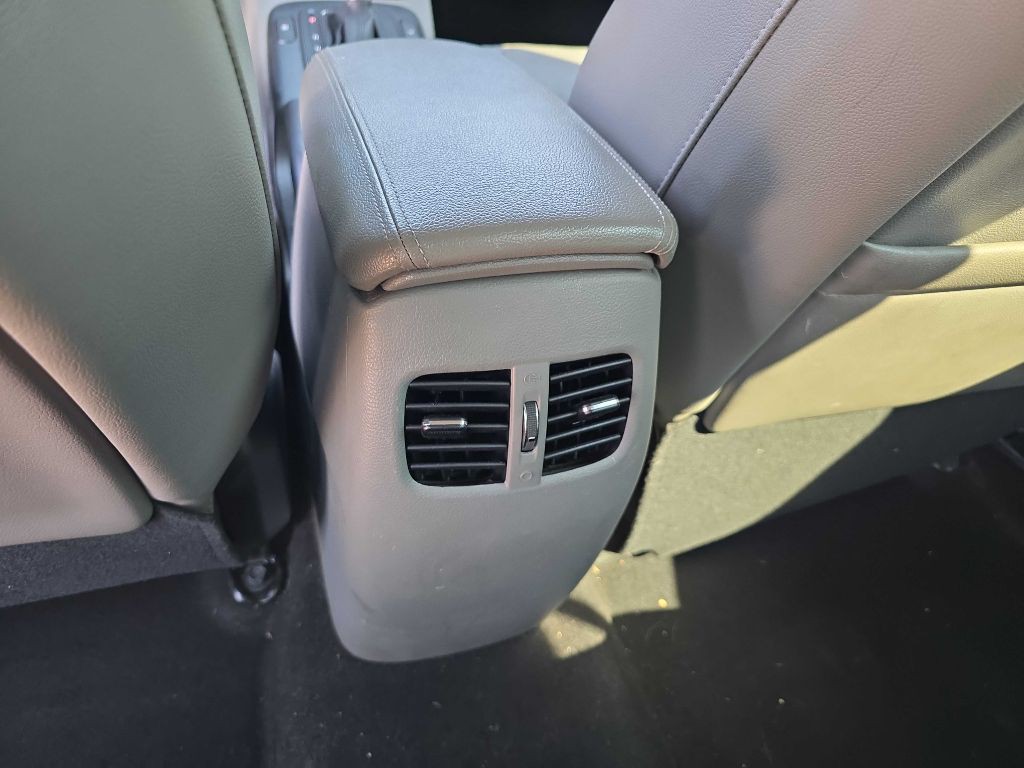 2015 Kia Forte Image 30