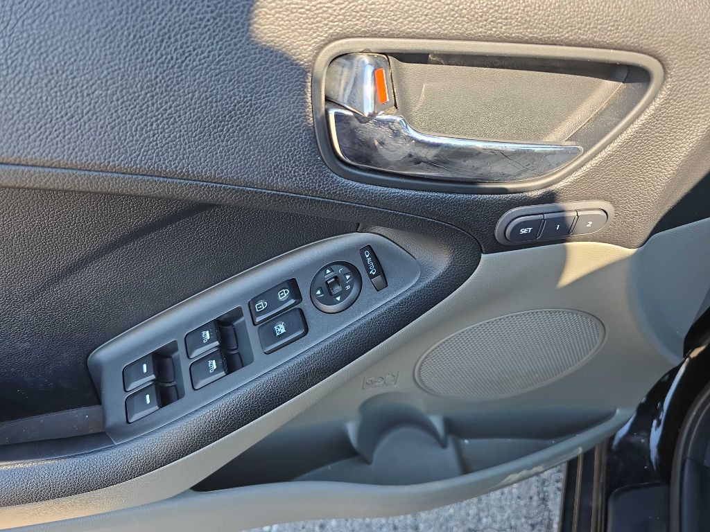 2015 Kia Forte Image 31