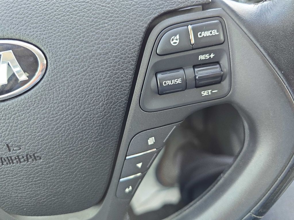 2015 Kia Forte Image 38