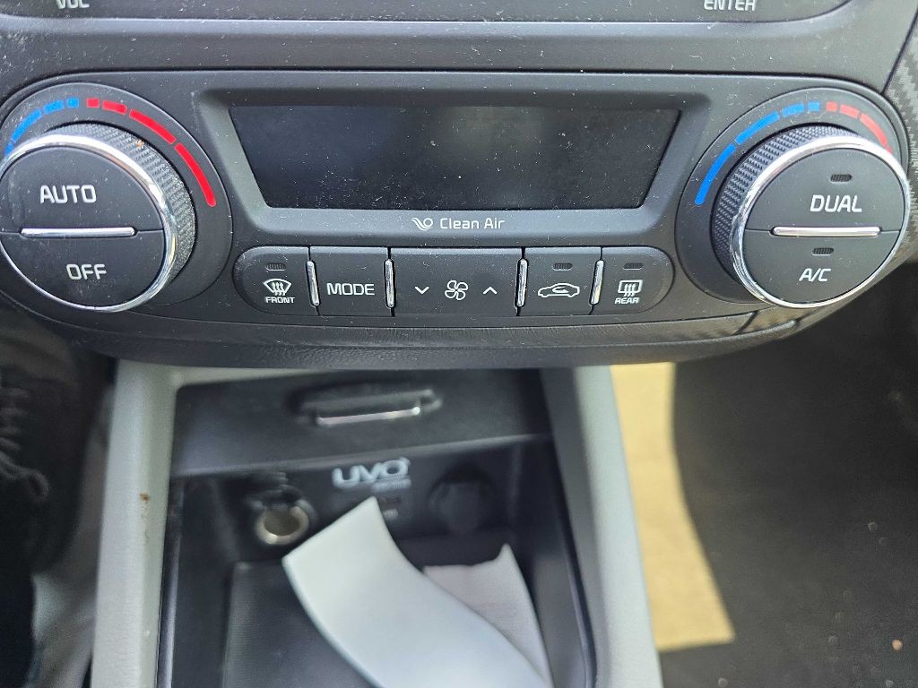 2015 Kia Forte Image 45