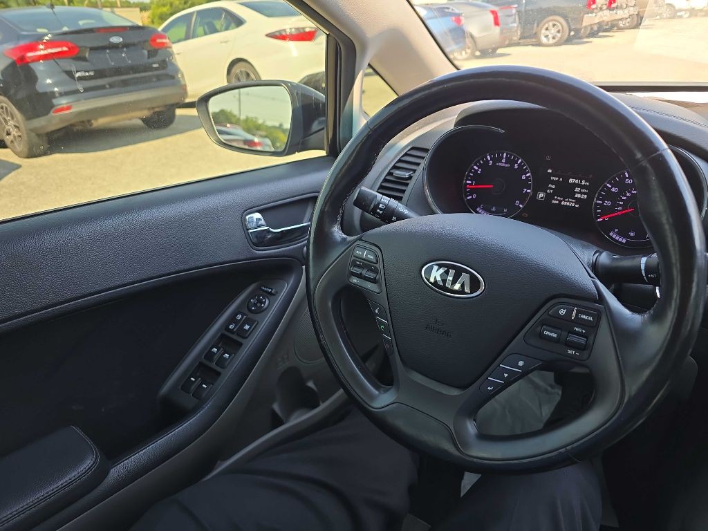 2015 Kia Forte Image 57