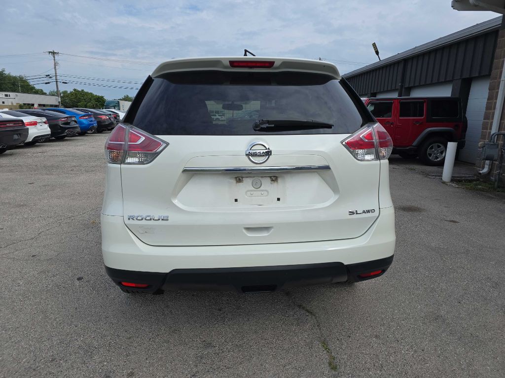 2015 Nissan Rogue Image 9
