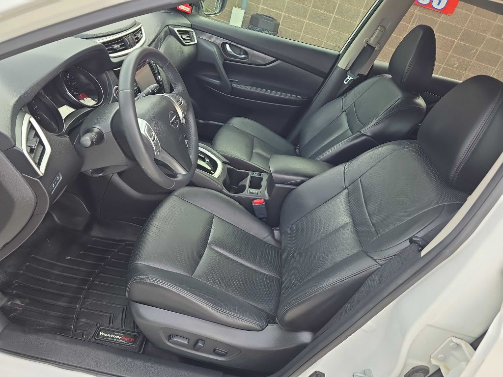 2015 Nissan Rogue Image 23