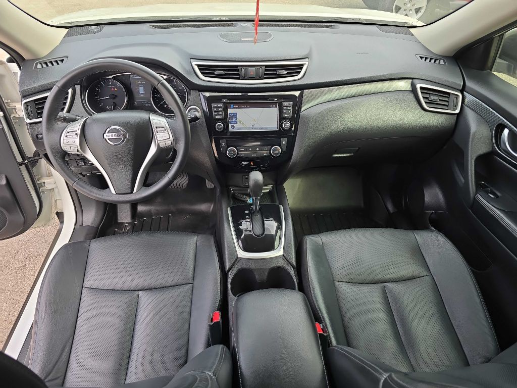 2015 Nissan Rogue Image 35