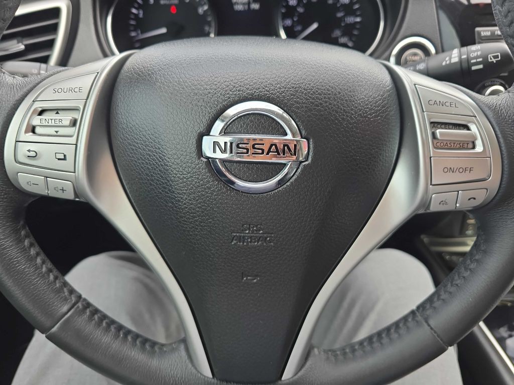 2015 Nissan Rogue Image 44