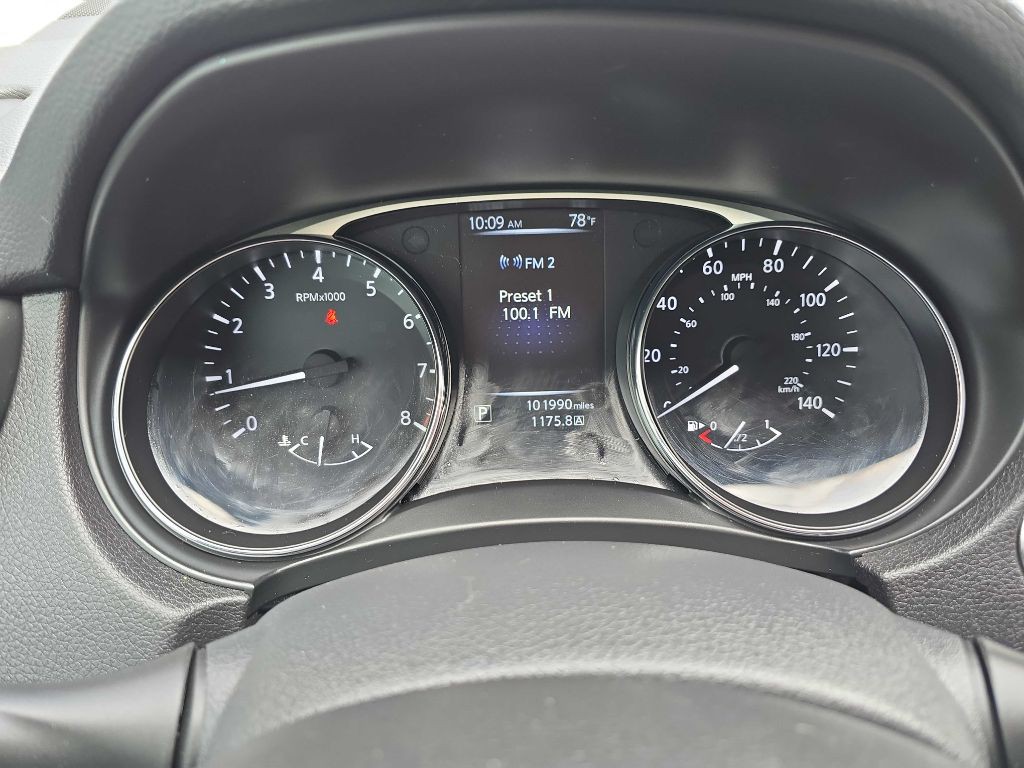 2015 Nissan Rogue Image 46