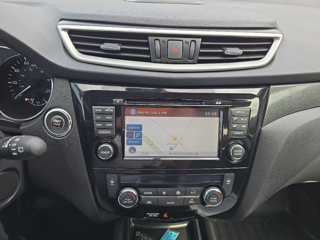 2015 Nissan Rogue Image 50