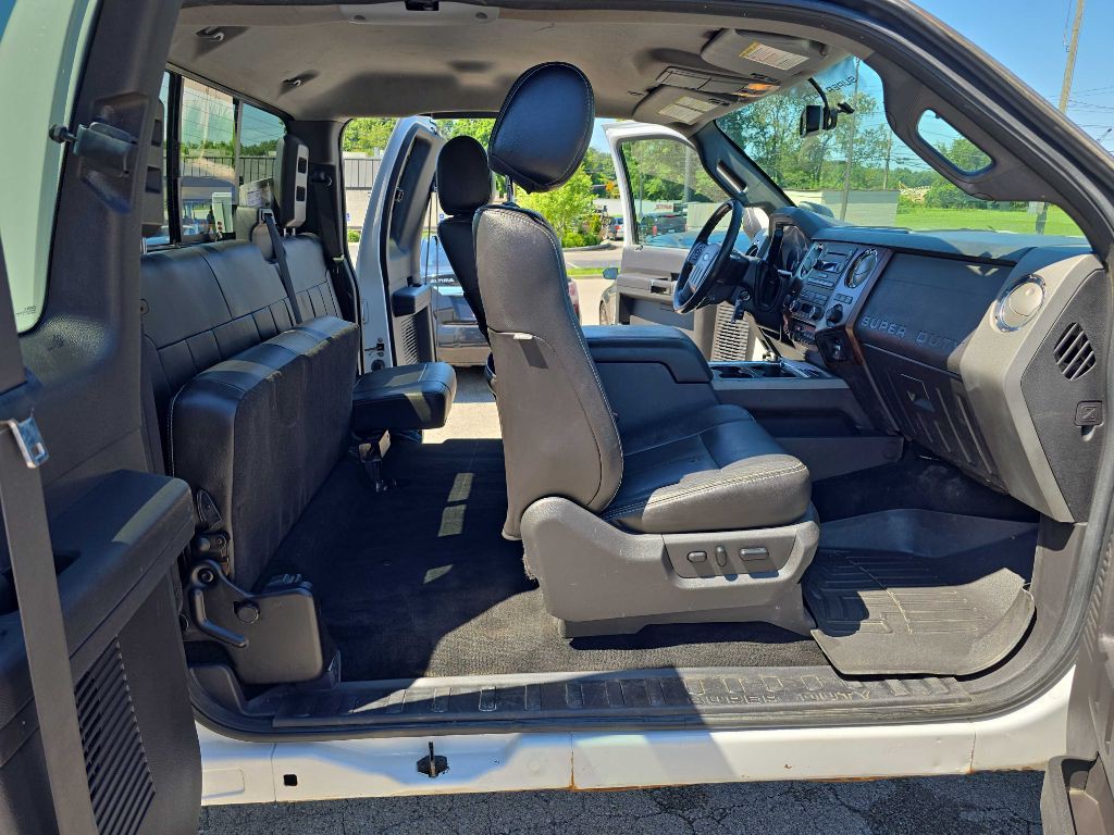 2012 Ford F-350 Image 39
