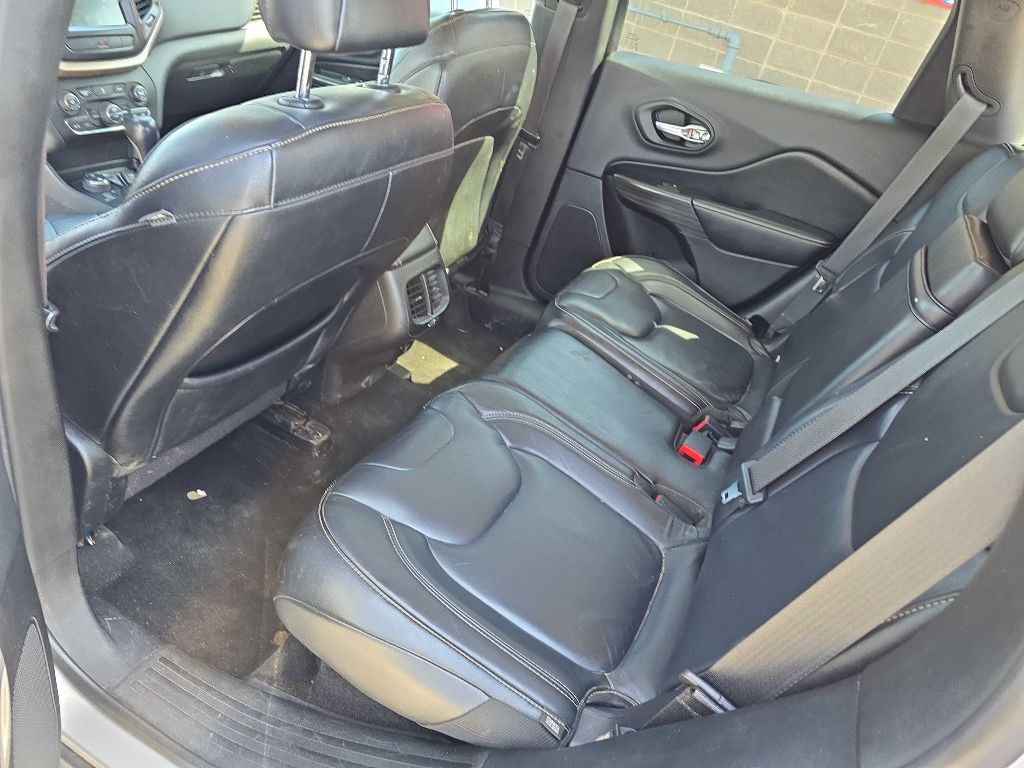 2014 Jeep Cherokee Image 24
