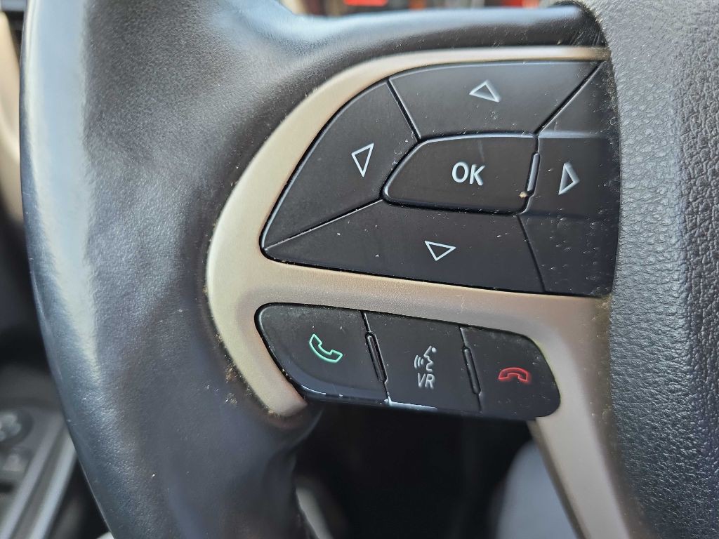 2014 Jeep Cherokee Image 33