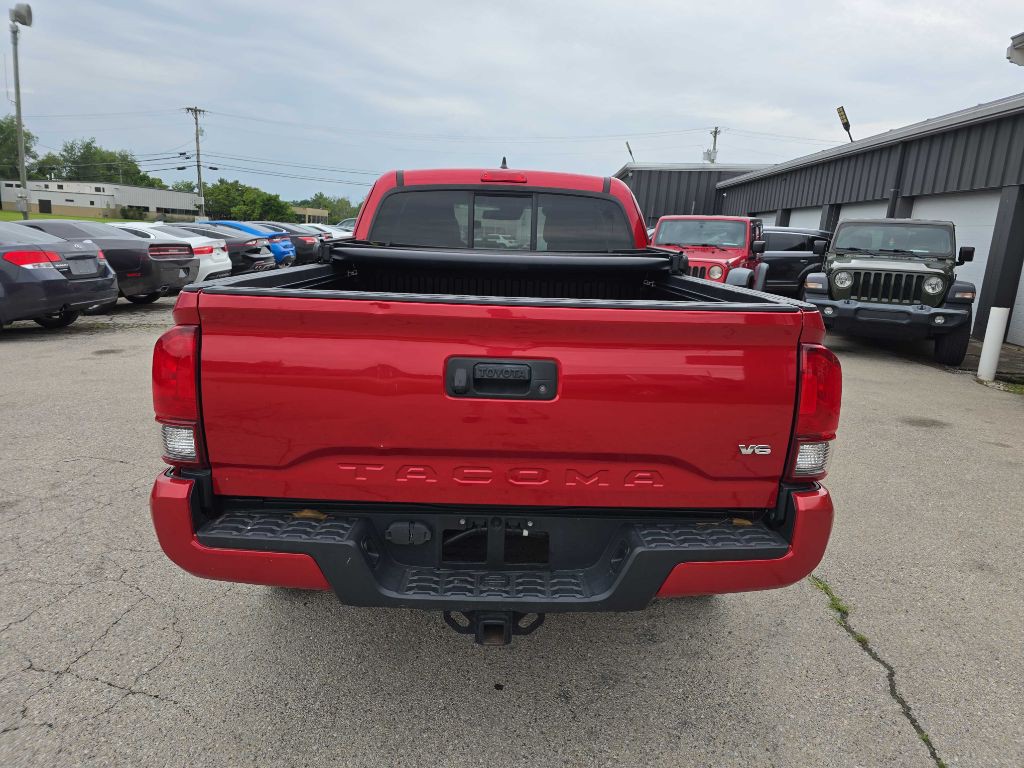 2019 Toyota Tacoma Image 13