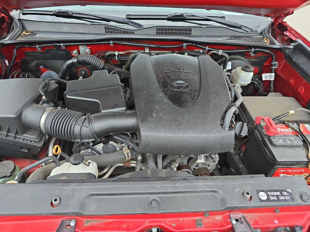 2019 Toyota Tacoma Image 25