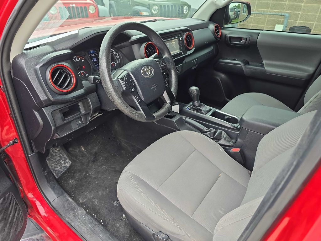 2019 Toyota Tacoma Image 31