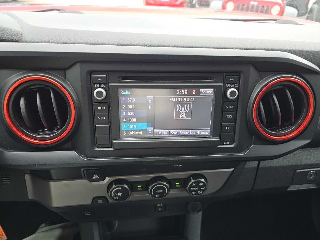 2019 Toyota Tacoma Image 54