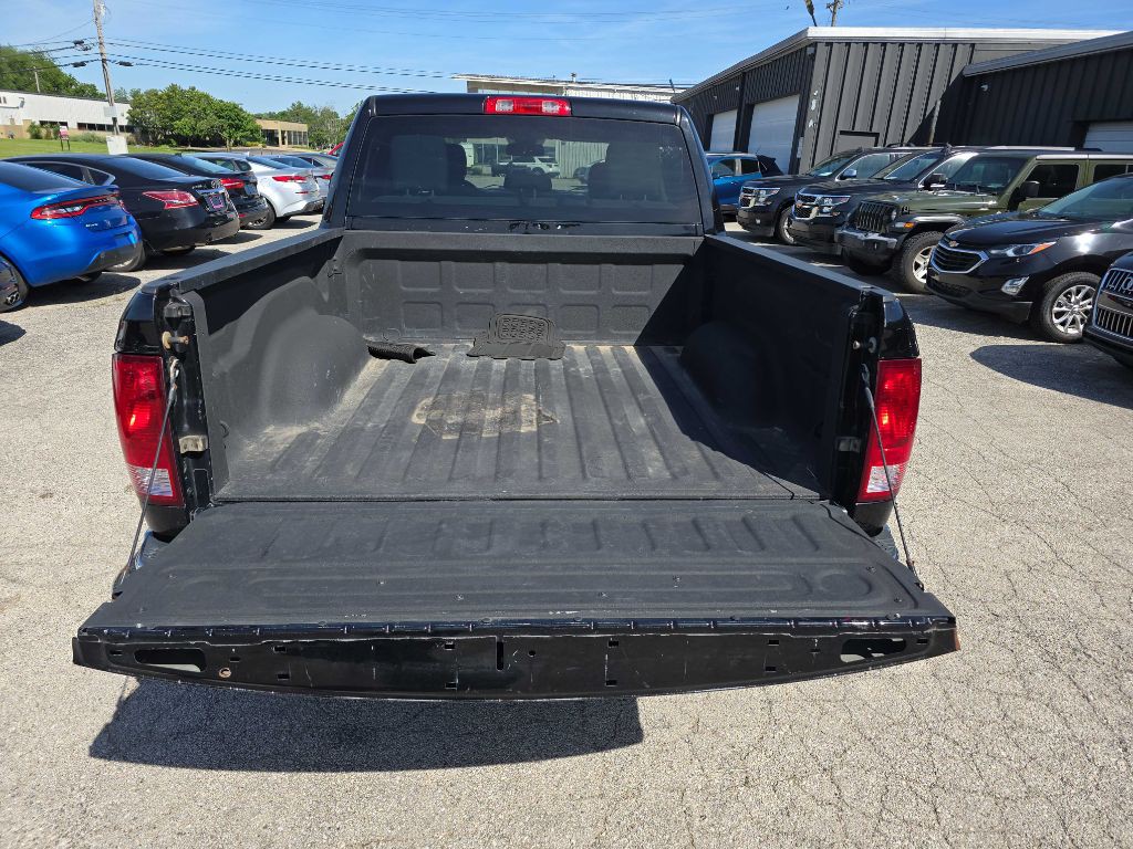 2015 RAM 1500 Image 8