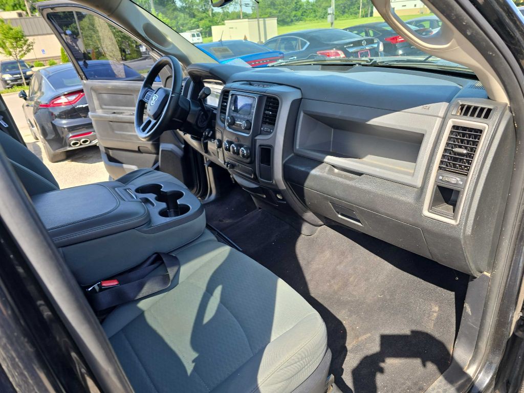 2015 RAM 1500 Image 24