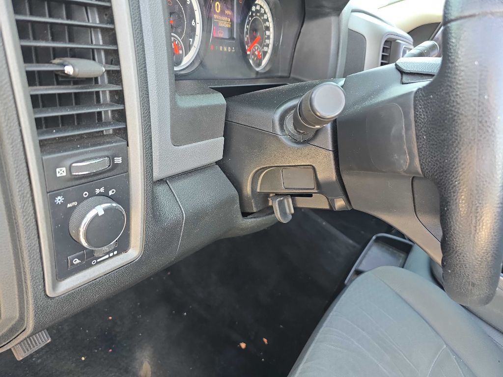 2015 RAM 1500 Image 26