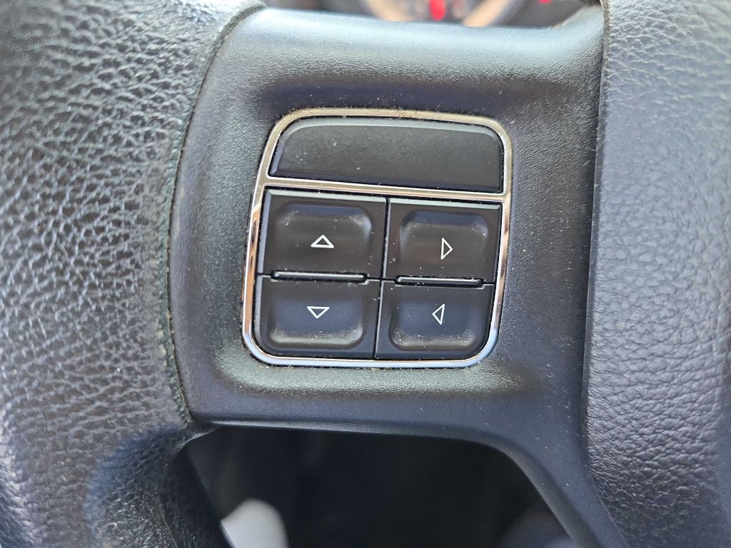 2015 RAM 1500 Image 27