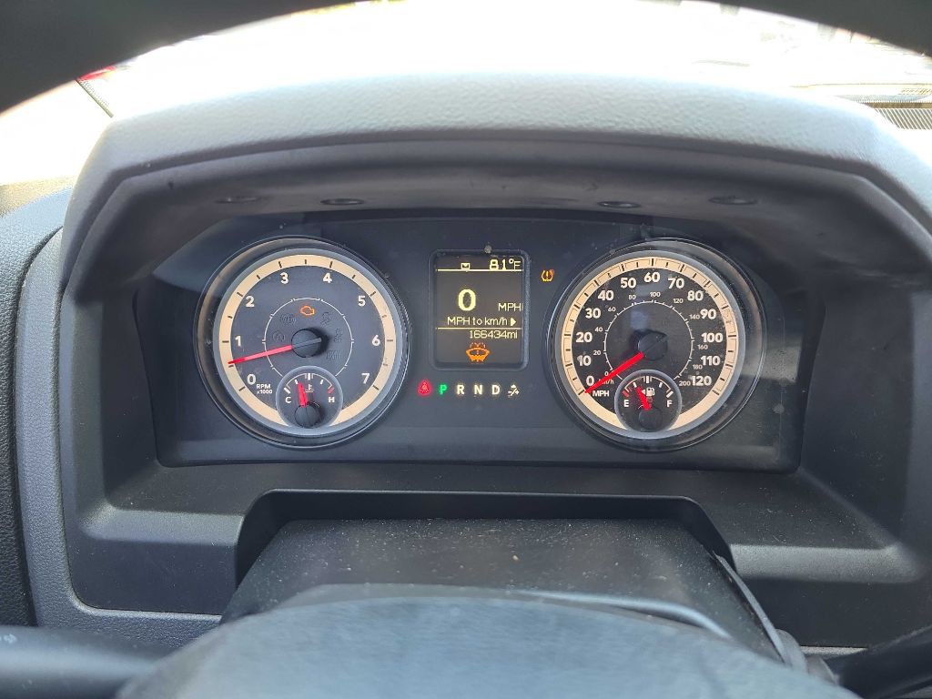 2015 RAM 1500 Image 30
