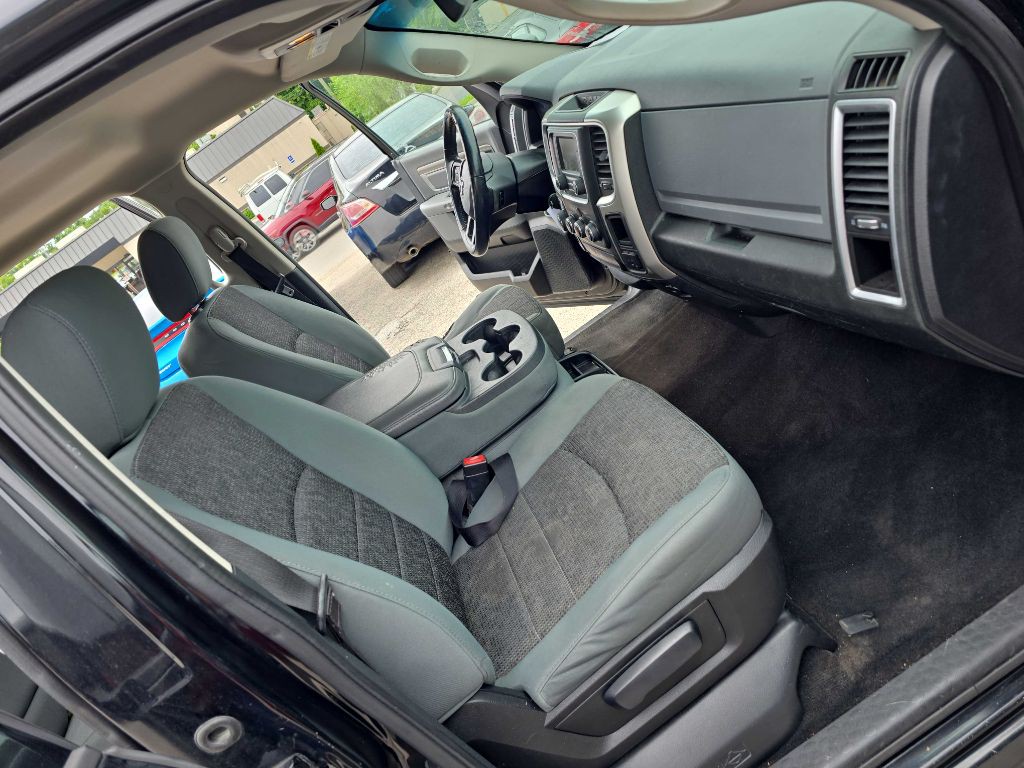 2014 RAM 1500 Image 24