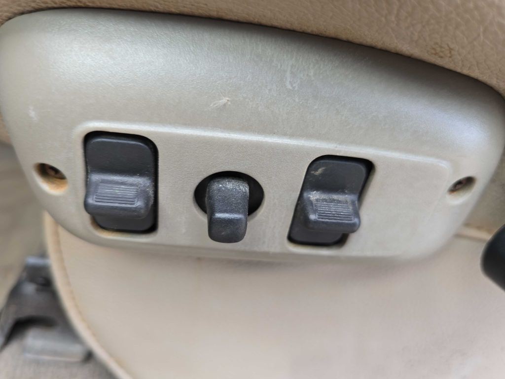 2005 Dodge Ram 2500 Image 29