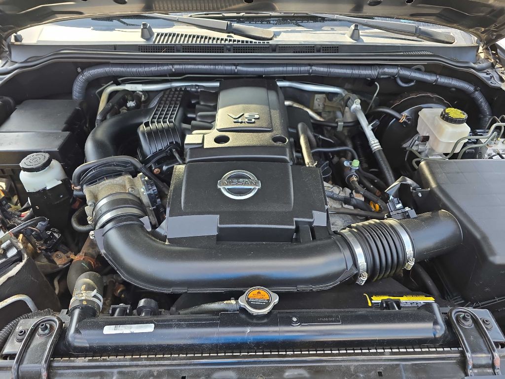 2016 Nissan Frontier Image 14