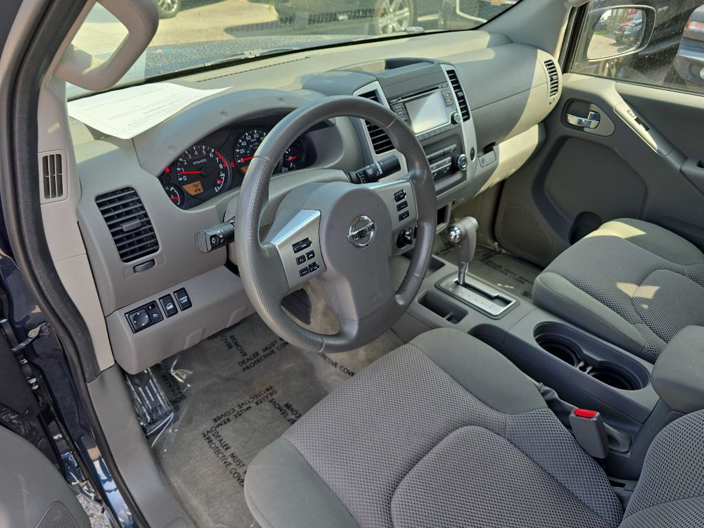 2016 Nissan Frontier Image 21