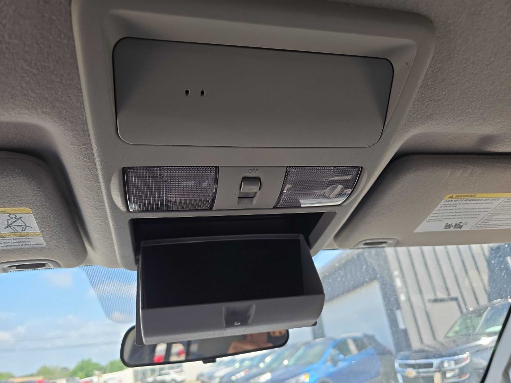 2016 Nissan Frontier Image 49