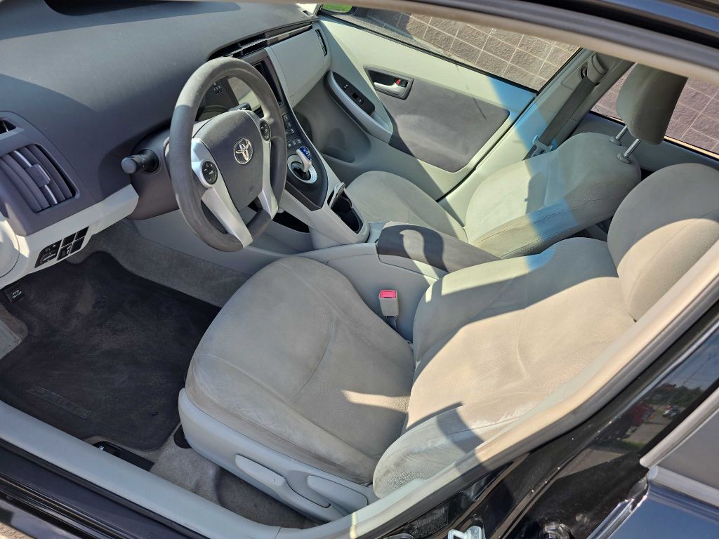 2010 Toyota Prius Image 20