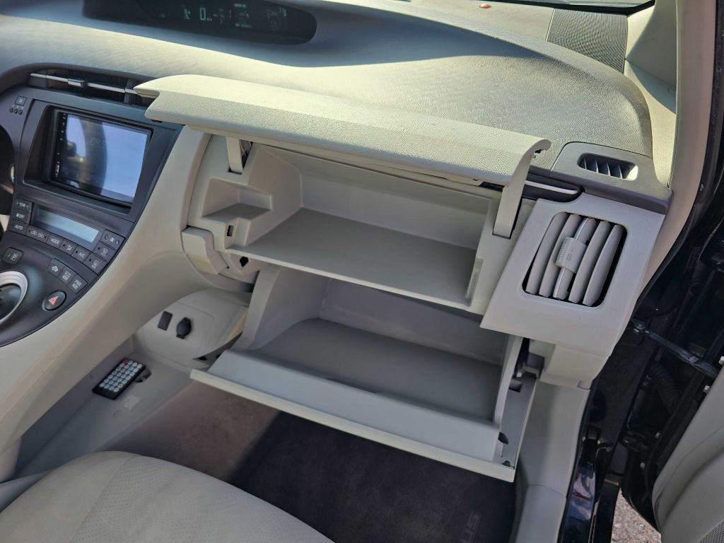 2010 Toyota Prius Image 31
