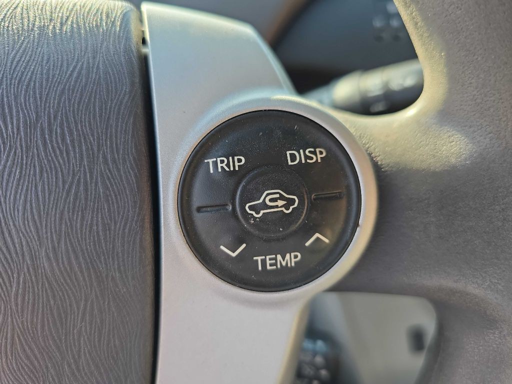 2010 Toyota Prius Image 36