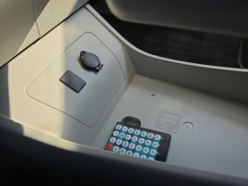 2010 Toyota Prius Image 45