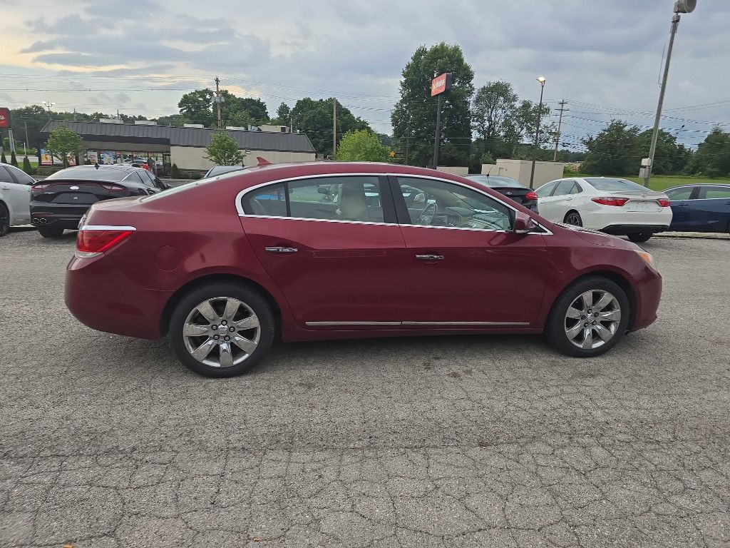 2011 Buick Lacrosse Image 6