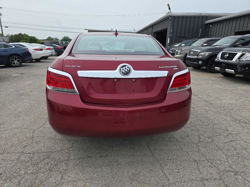 2011 Buick Lacrosse Image 10