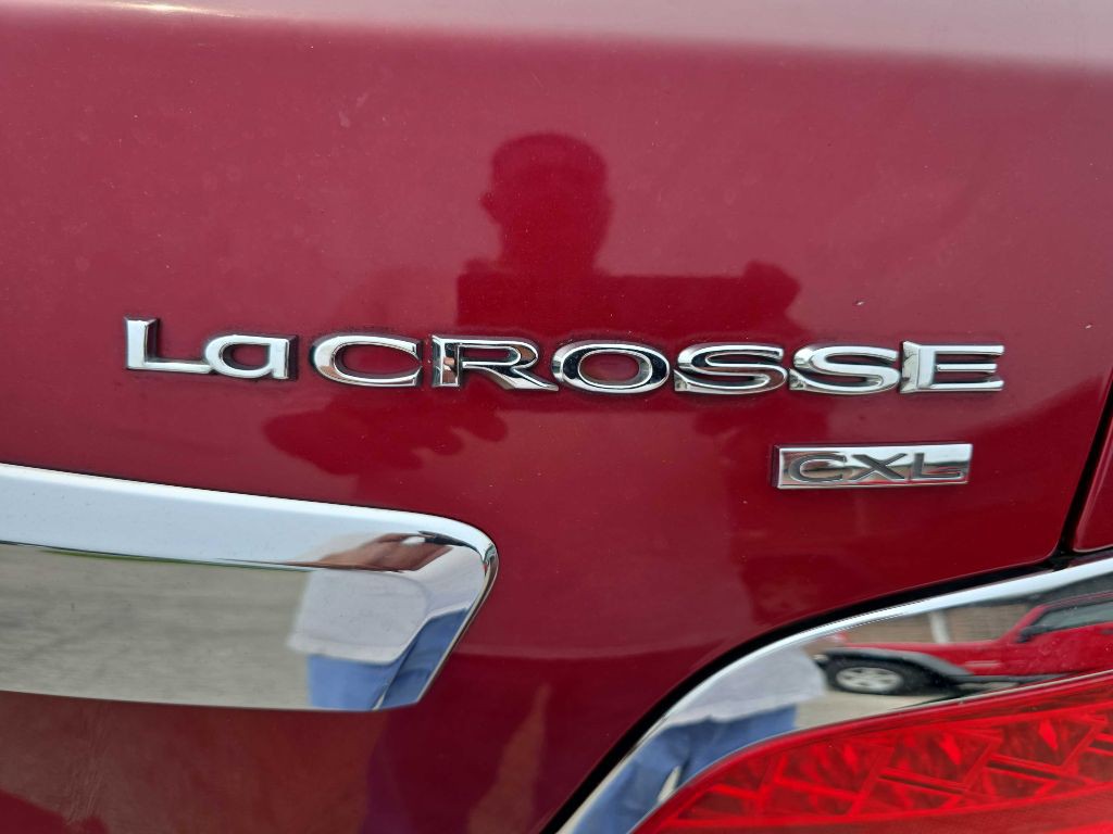 2011 Buick Lacrosse Image 11