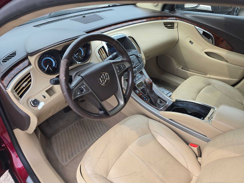 2011 Buick Lacrosse Image 22