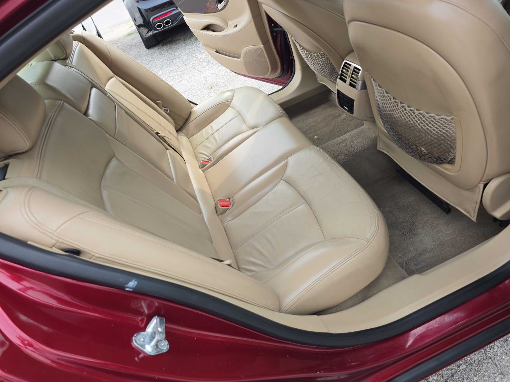 2011 Buick Lacrosse Image 25