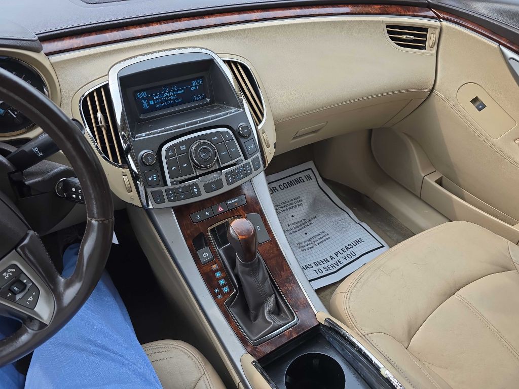 2011 Buick Lacrosse Image 42