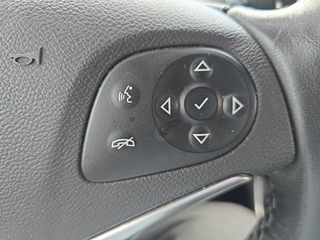 2019 Chevrolet Impala Image 39