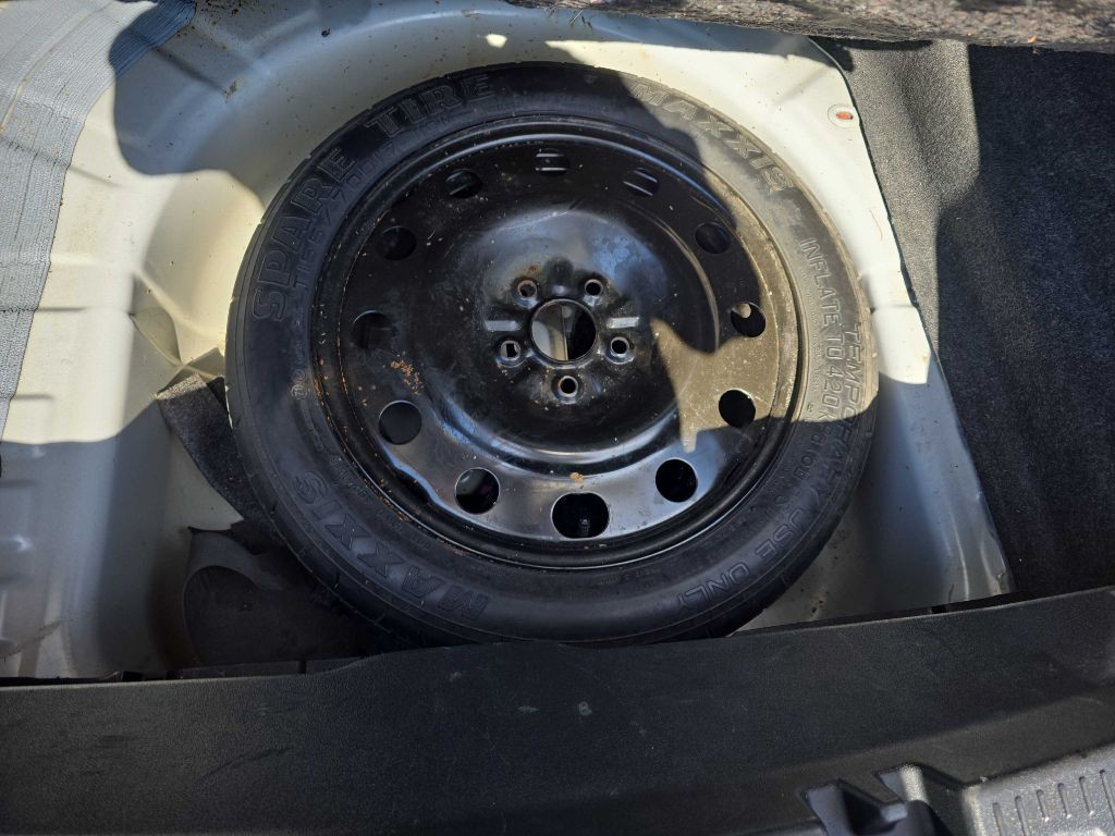 2015 Ford Taurus Image 20