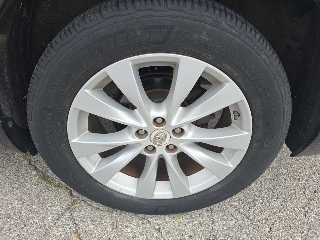 2013 Toyota Venza Image 10