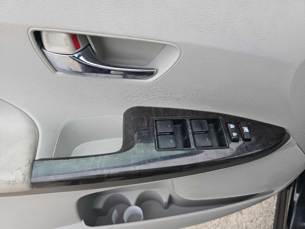 2013 Toyota Venza Image 19