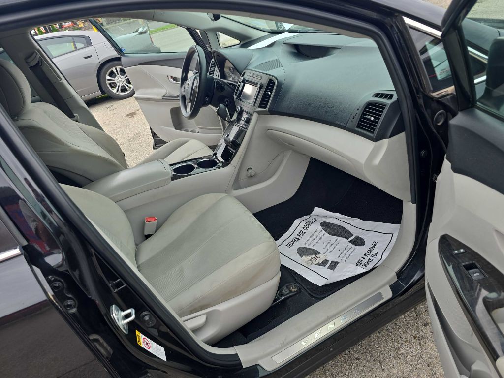 2013 Toyota Venza Image 20