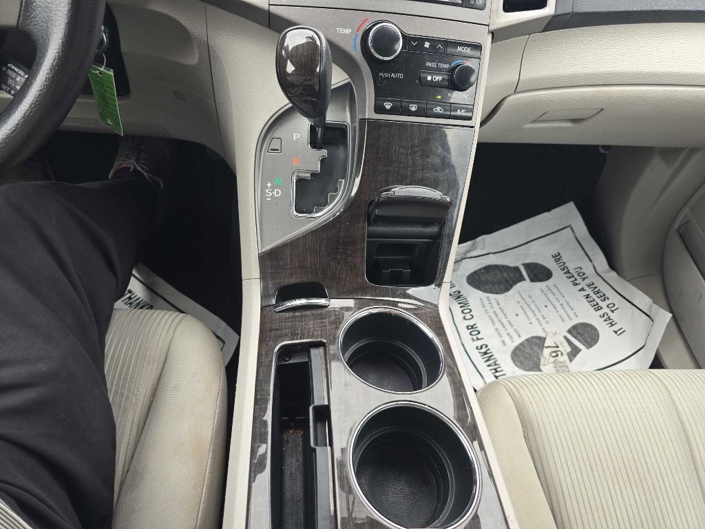 2013 Toyota Venza Image 34
