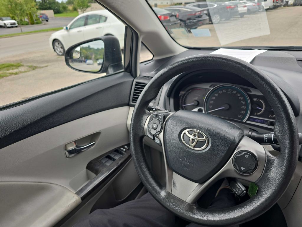 2013 Toyota Venza Image 37